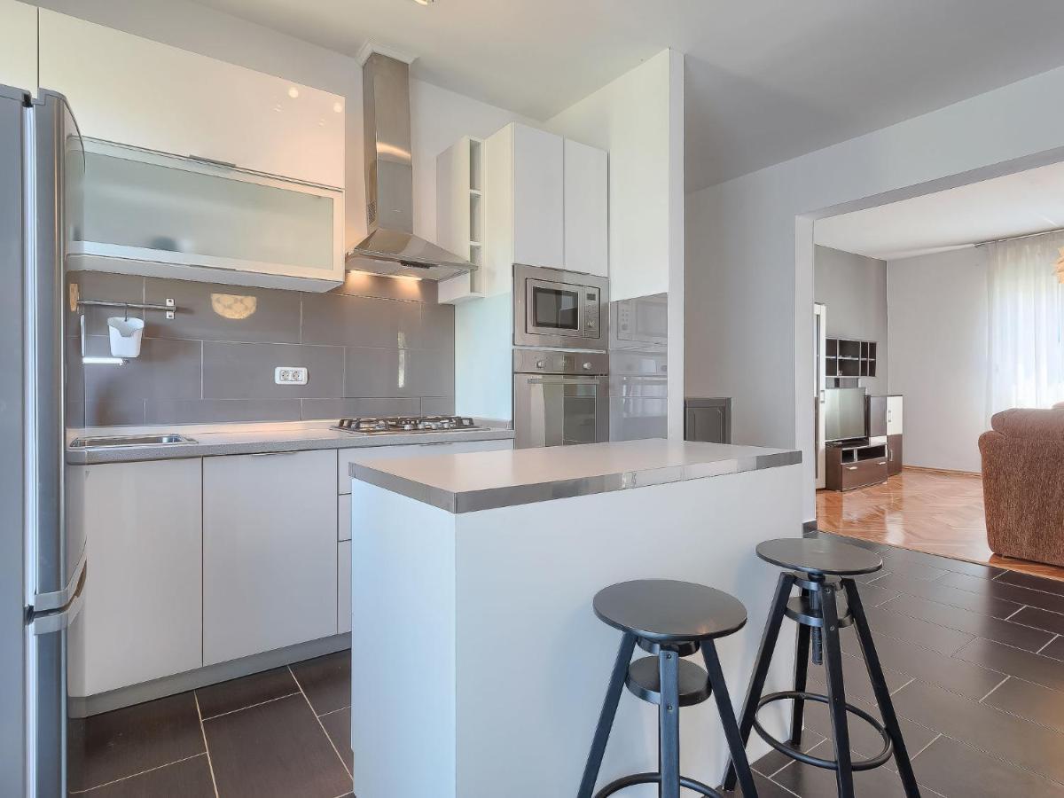 Holiday Home Rovere By Interhome พูลา ภายนอก รูปภาพ