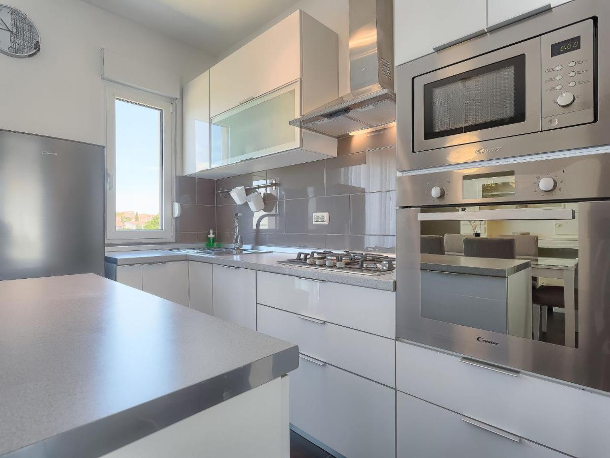 Holiday Home Rovere By Interhome พูลา ภายนอก รูปภาพ